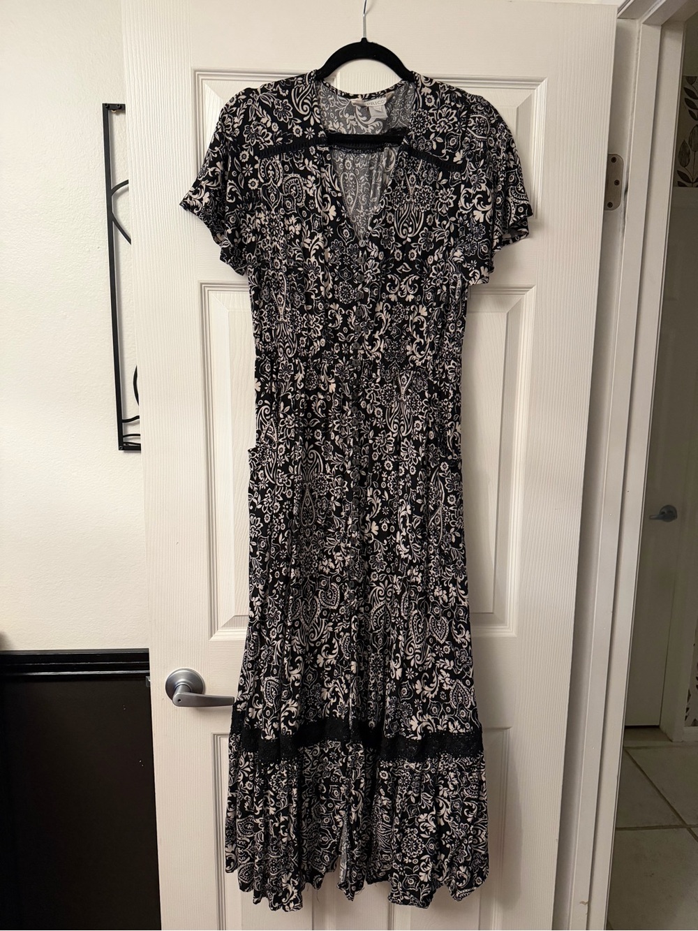 Apricot Diamond Crochet Button Maxi Dress Black Paisley US 12 Boho